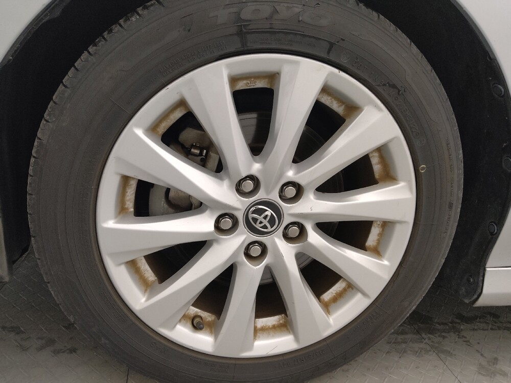 2018 Toyota Camry in Charleston, SC 29414 - 18080340 31