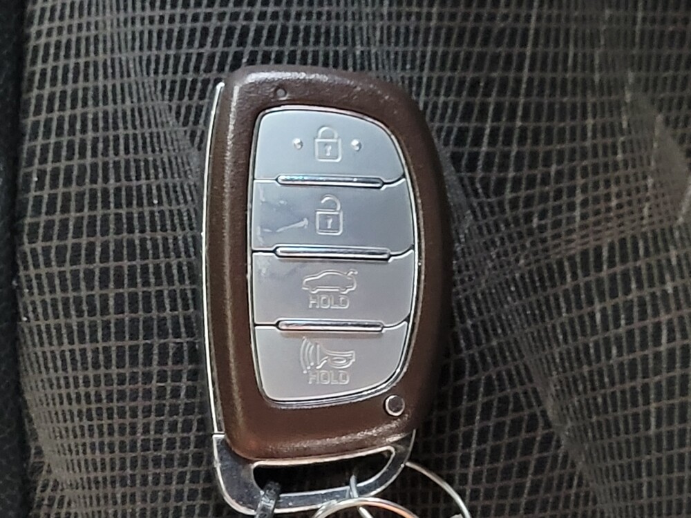 2019 Hyundai Sonata in Plano, TX 75074 - 18080343 32