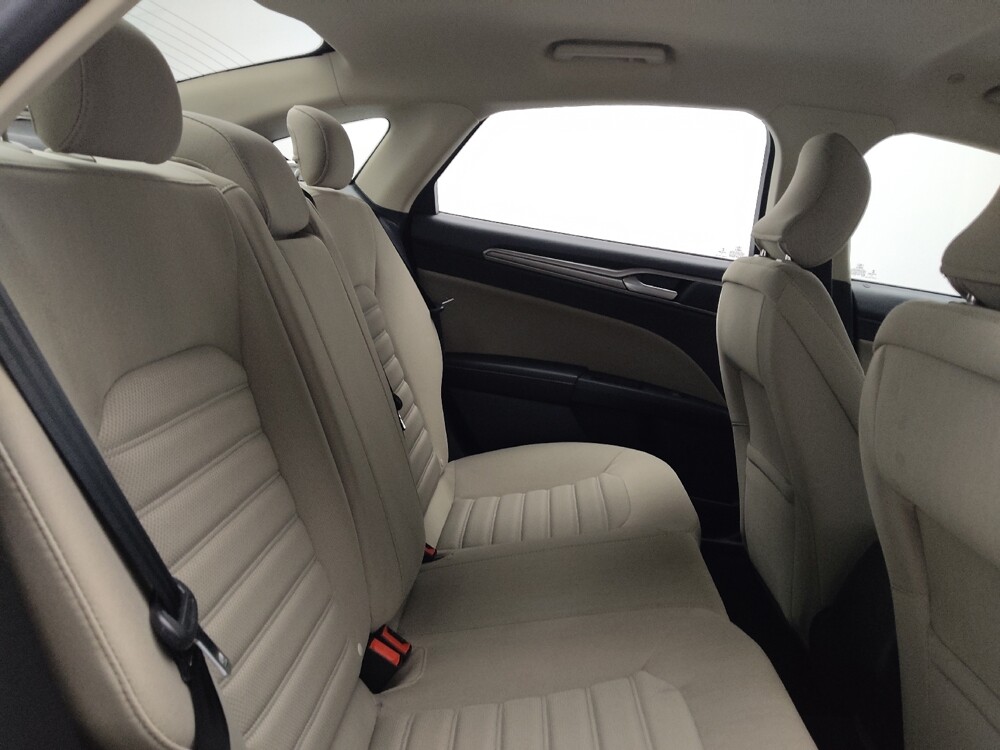 2018 Ford Fusion in Marietta, GA 30062 - 18080350 19