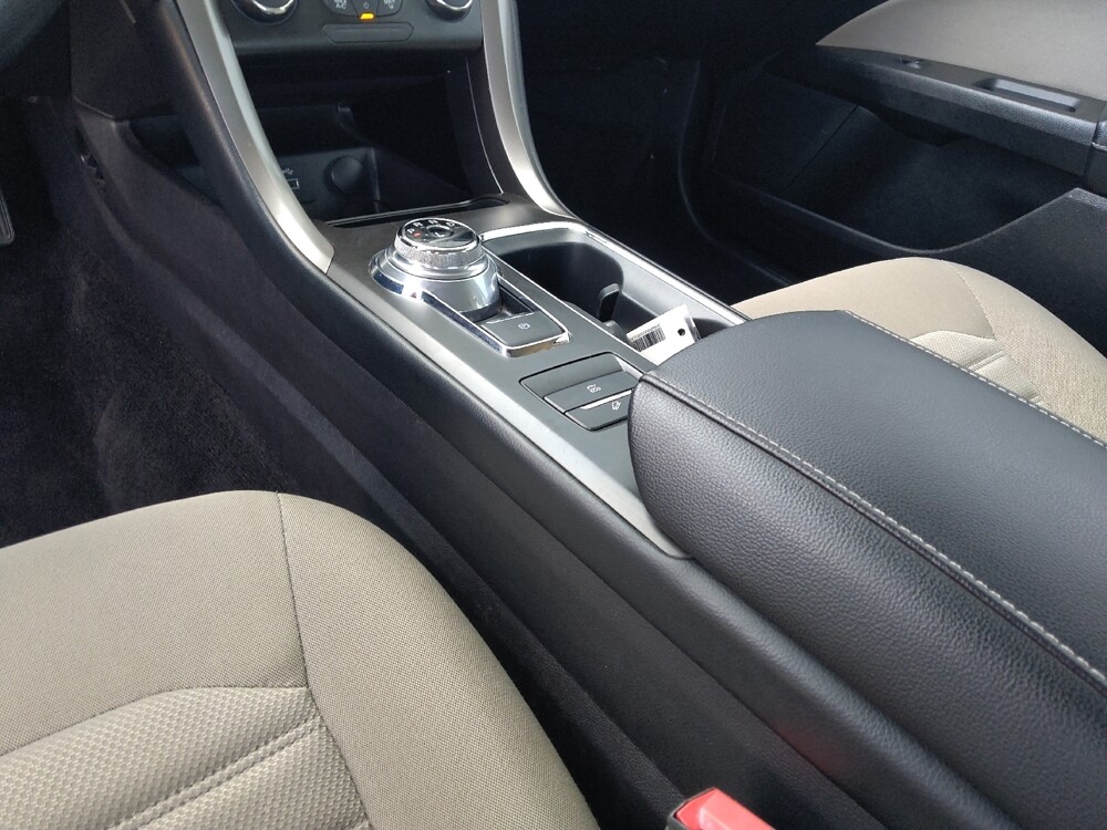 2018 Ford Fusion in Marietta, GA 30062 - 18080350 26