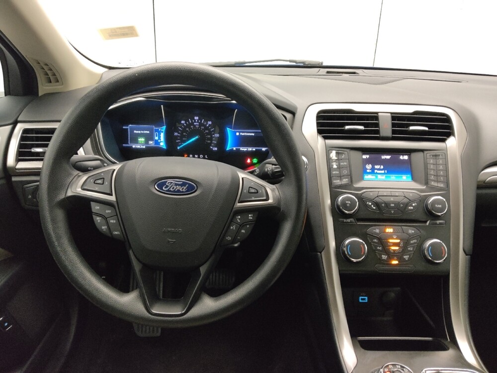 2018 Ford Fusion in Marietta, GA 30062 - 18080350 22