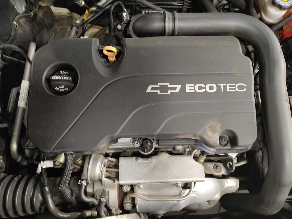 2016 Chevrolet Malibu in Duluth, GA 30096 - 18080354 30