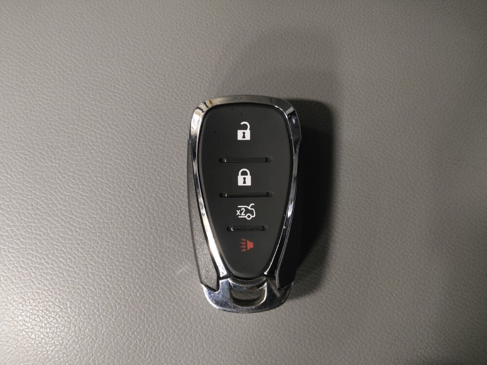 2016 Chevrolet Malibu in Duluth, GA 30096 - 18080354 32