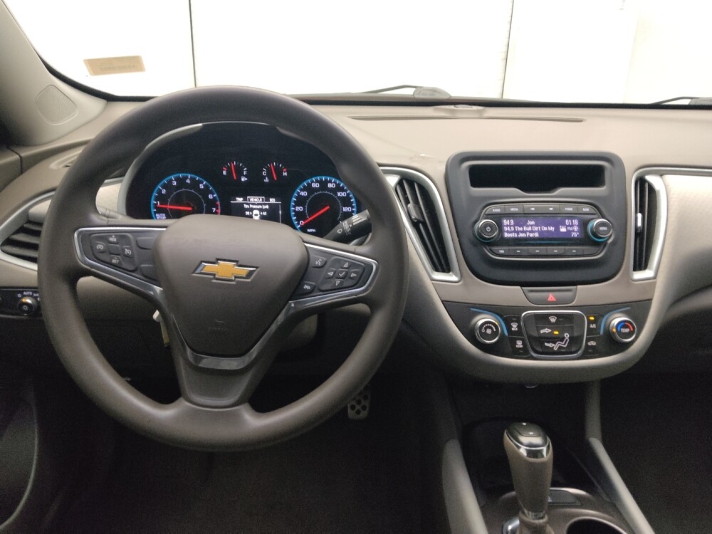 2016 Chevrolet Malibu in Duluth, GA 30096 - 18080354 22