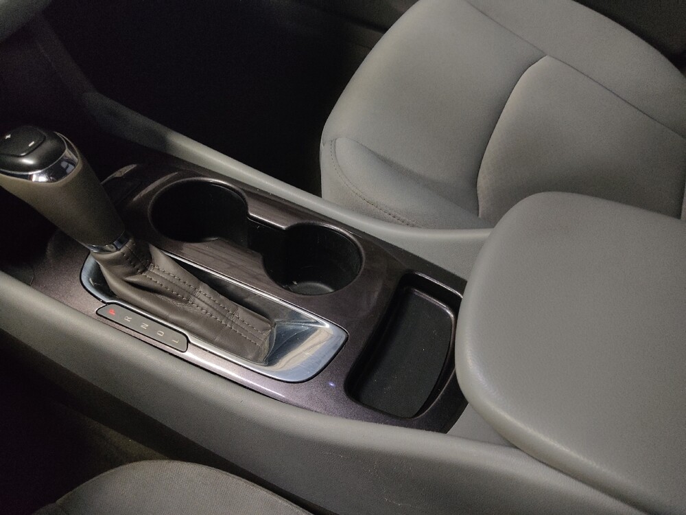 2016 Chevrolet Malibu in Duluth, GA 30096 - 18080354 26