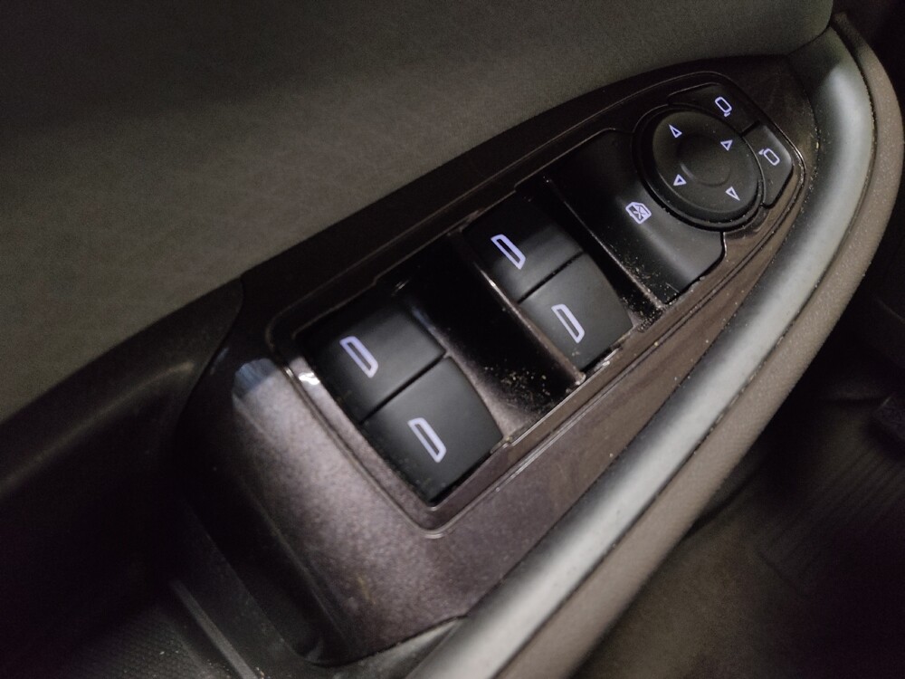 2016 Chevrolet Malibu in Duluth, GA 30096 - 18080354 27