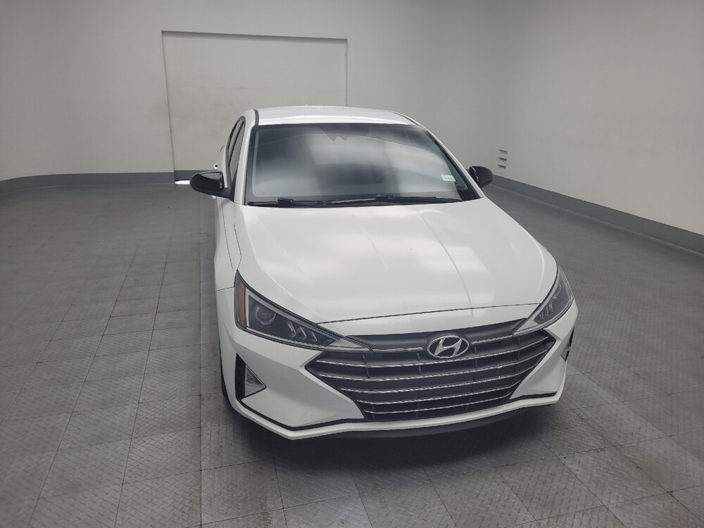 2019 Hyundai Elantra in Madison, TN 37115 - 18080357 14