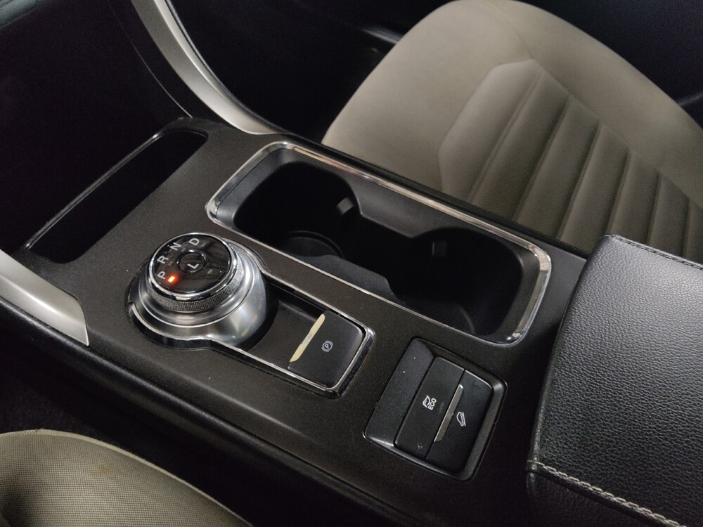 2018 Ford Fusion in Morrow, GA 30260 - 18080363 26