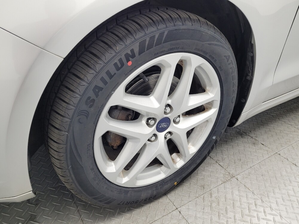 2016 Ford Fusion in Las Vegas, NV 89104 - 18080372 31