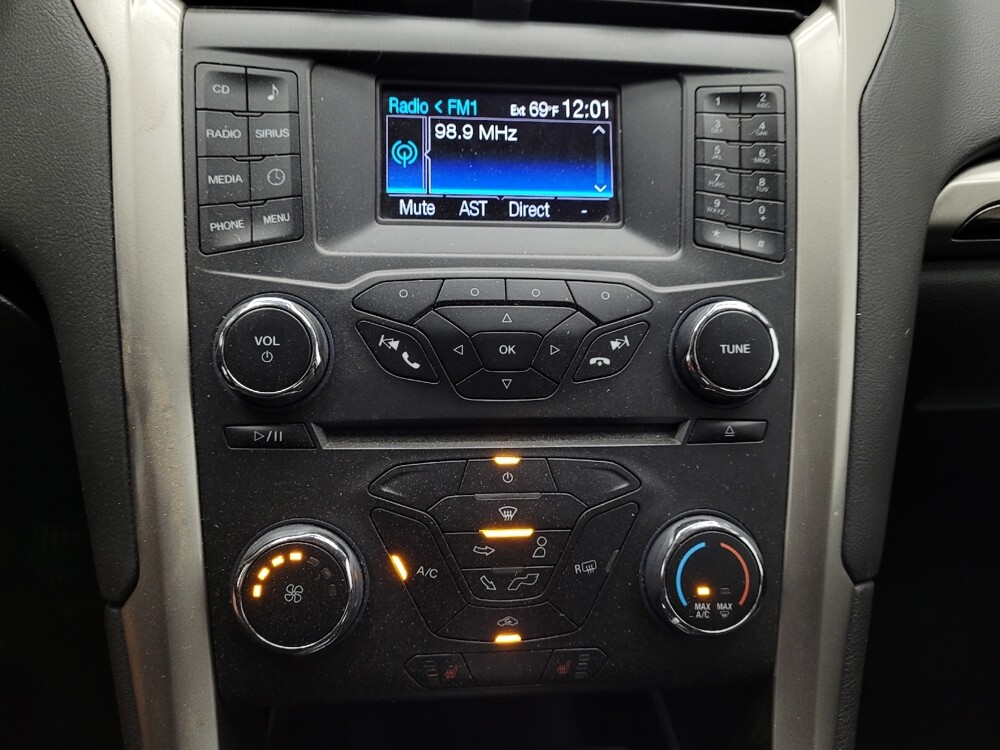 2016 Ford Fusion in Las Vegas, NV 89104 - 18080372 25