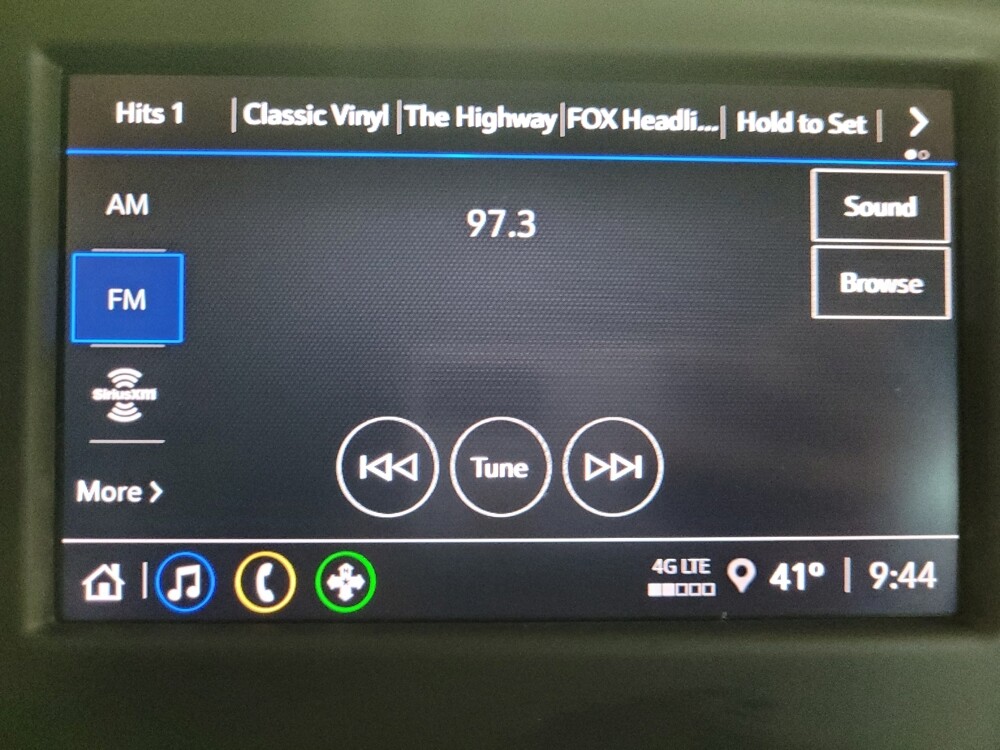 2022 Chevrolet Equinox in Columbia, SC 29210 - 18080374 25