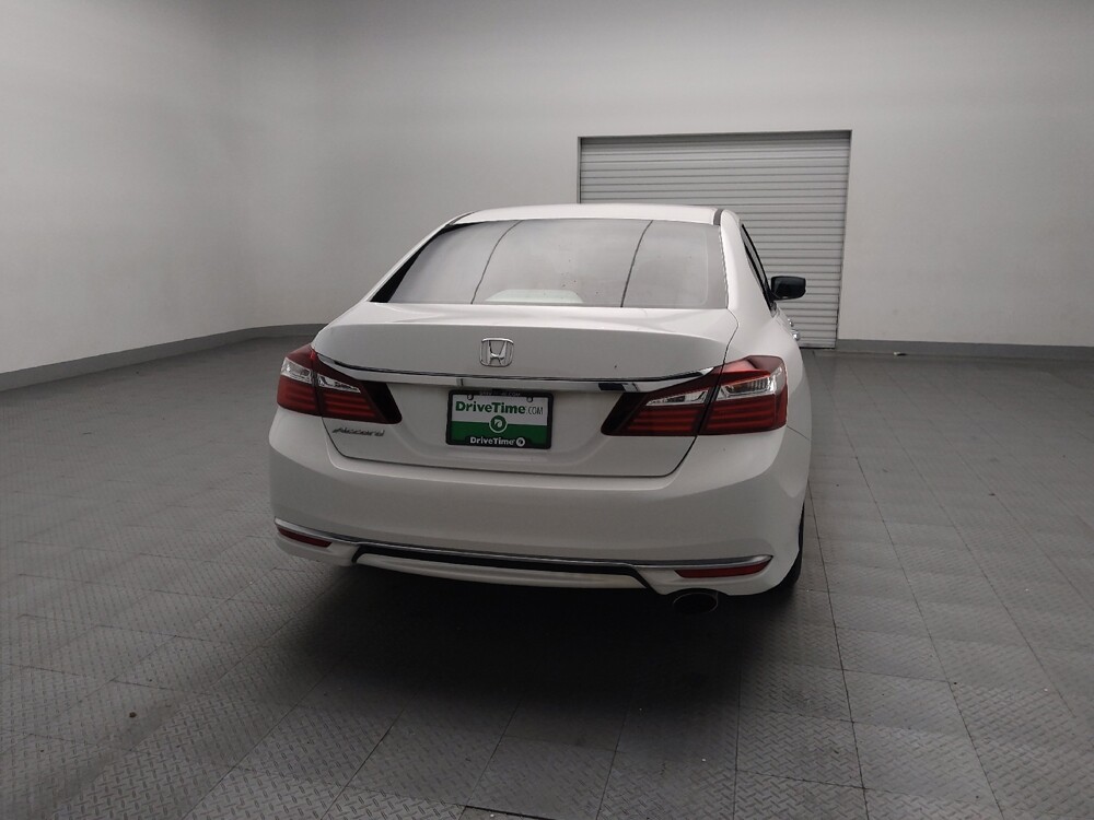 2016 Honda Accord in Lewisville, TX 75067 - 18080381 7