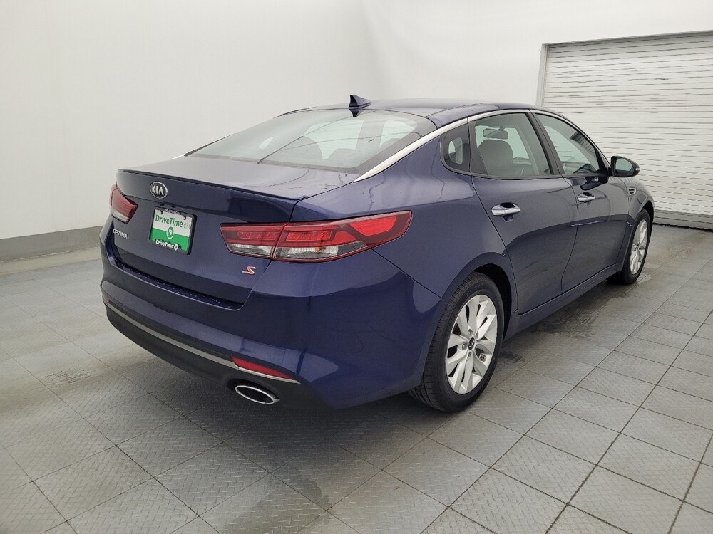 2018 Kia Optima in Tampa, FL 33612 - 18080384 9