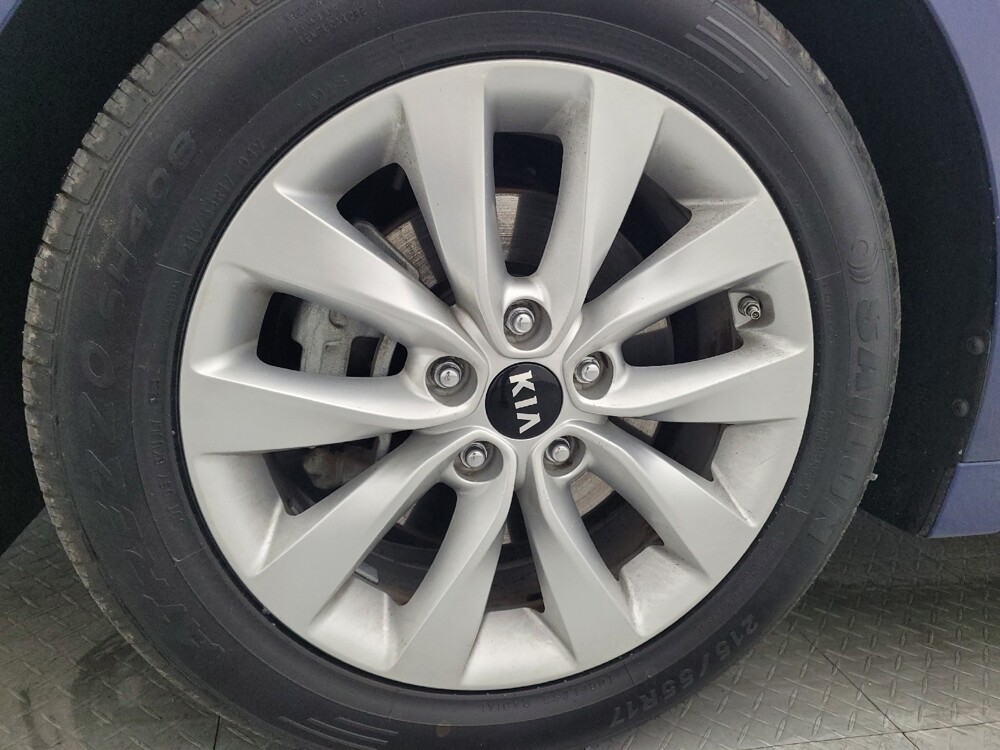 2018 Kia Optima in Tampa, FL 33612 - 18080384 31