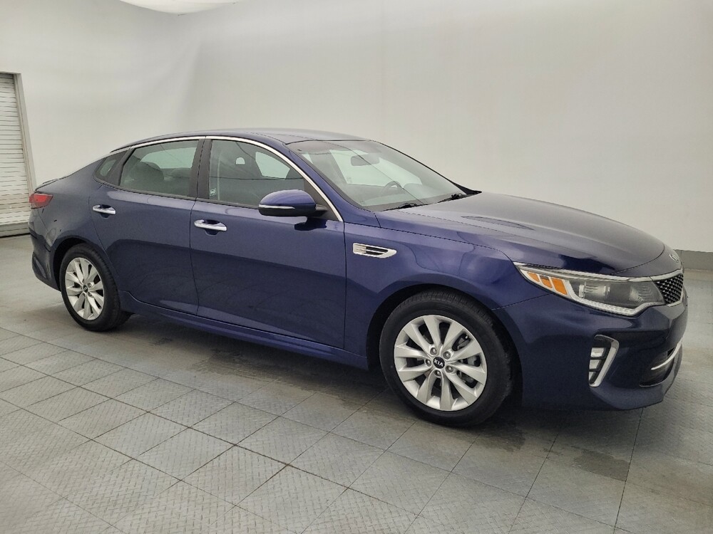 2018 Kia Optima in Tampa, FL 33612 - 18080384 11