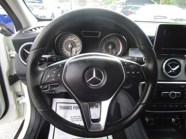 2015 Mercedes-Benz GLA 250 in Tampa, FL 33604-6914 - 18080394 4