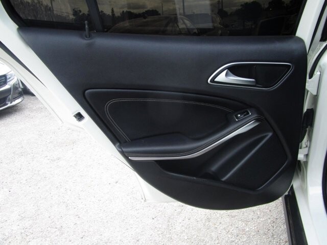 2015 Mercedes-Benz GLA 250 in Tampa, FL 33604-6914 - 18080394 39