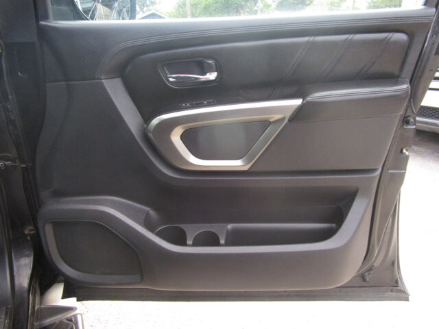 2015 Nissan Armada in Tampa, FL 33604-6914 - 18080395 19