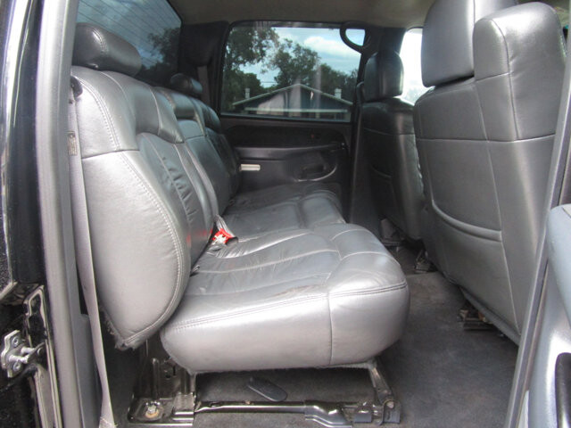 2002 GMC Sierra 2500 in Tampa, FL 33604-6914 - 18080396 9