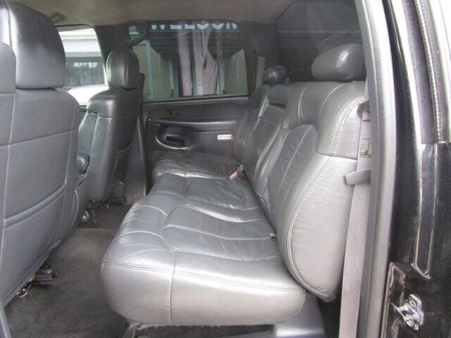 2002 GMC Sierra 2500 in Tampa, FL 33604-6914 - 18080396 10