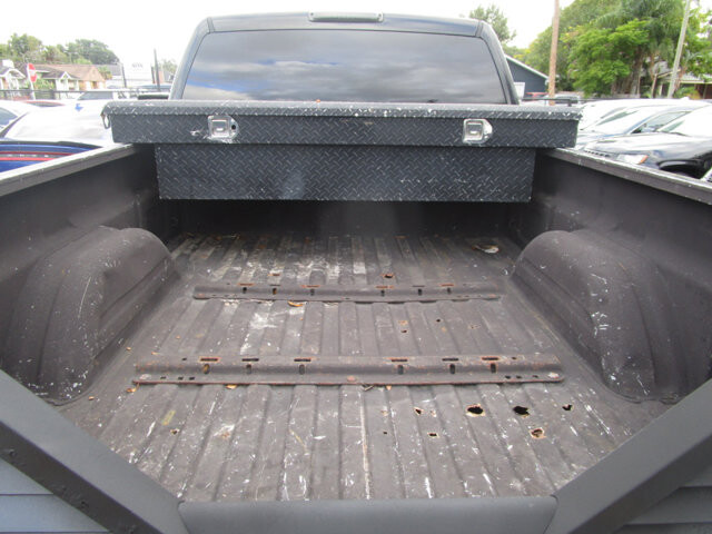 2002 GMC Sierra 2500 in Tampa, FL 33604-6914 - 18080396 24