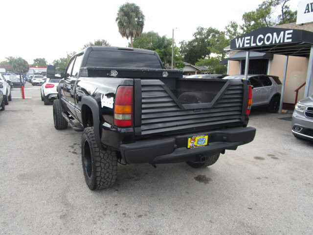 2002 GMC Sierra 2500 in Tampa, FL 33604-6914 - 18080396 25