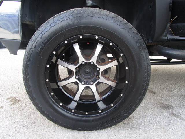 2002 GMC Sierra 2500 in Tampa, FL 33604-6914 - 18080396 19