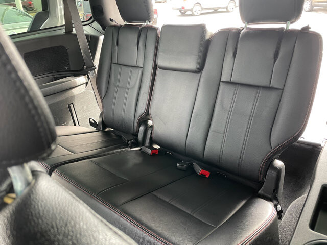 2019 Dodge Grand Caravan in Baltimore, MD 21225 - 18080397 24