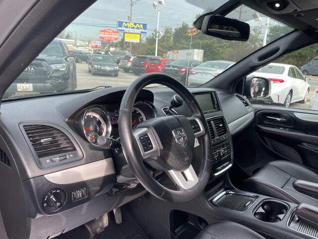 2019 Dodge Grand Caravan in Baltimore, MD 21225 - 18080397 35