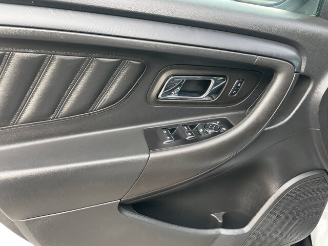 2017 Ford Taurus in Baltimore, MD 21225 - 18080398 24