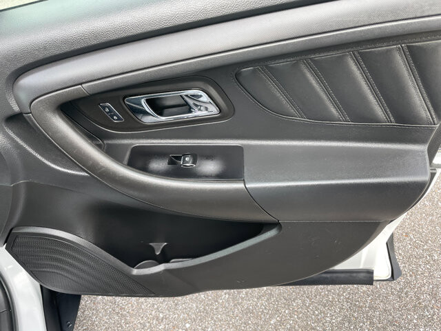 2017 Ford Taurus in Baltimore, MD 21225 - 18080398 18