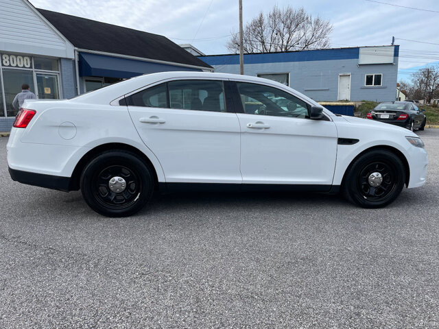 2017 Ford Taurus in Baltimore, MD 21225 - 18080398 5