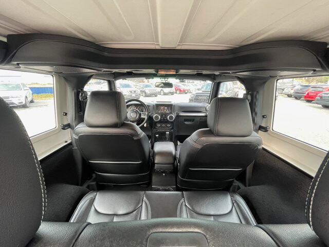2015 Jeep Wrangler in Baltimore, MD 21225 - 18080399 23