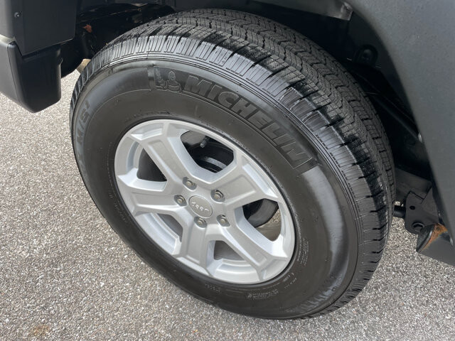 2015 Jeep Wrangler in Baltimore, MD 21225 - 18080399 14