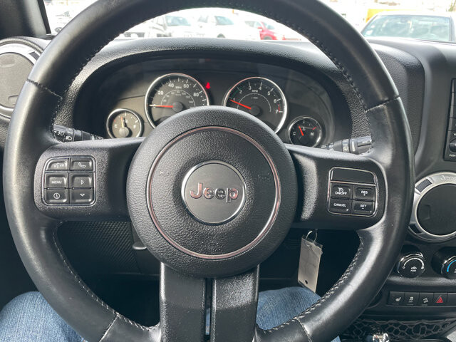 2015 Jeep Wrangler in Baltimore, MD 21225 - 18080399 40