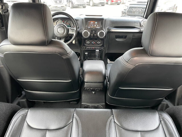 2015 Jeep Wrangler in Baltimore, MD 21225 - 18080399 22