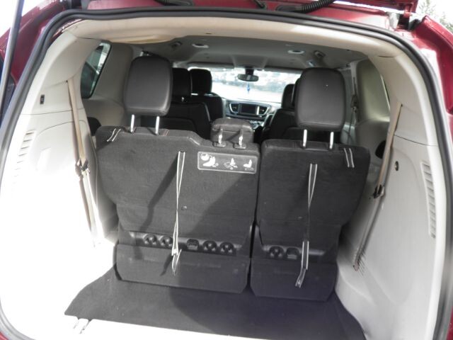 2020 Chrysler Pacifica in Barton, MD 21521 - 18080400 5