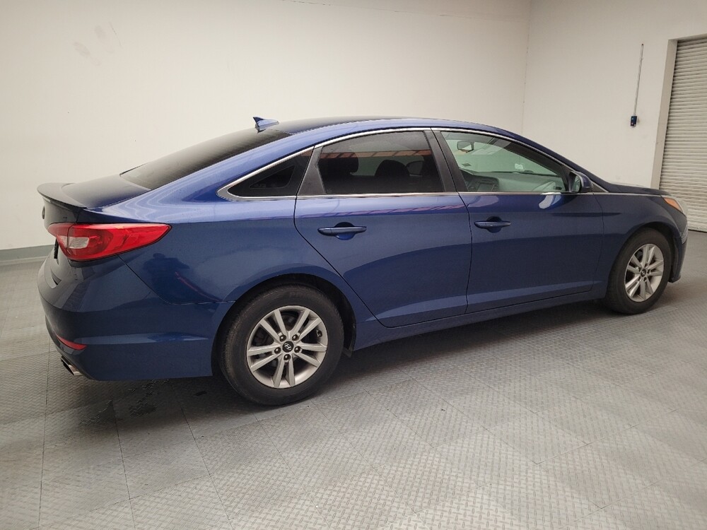 2017 Hyundai Sonata in Bakersfield, CA 93309 - 18080415 10