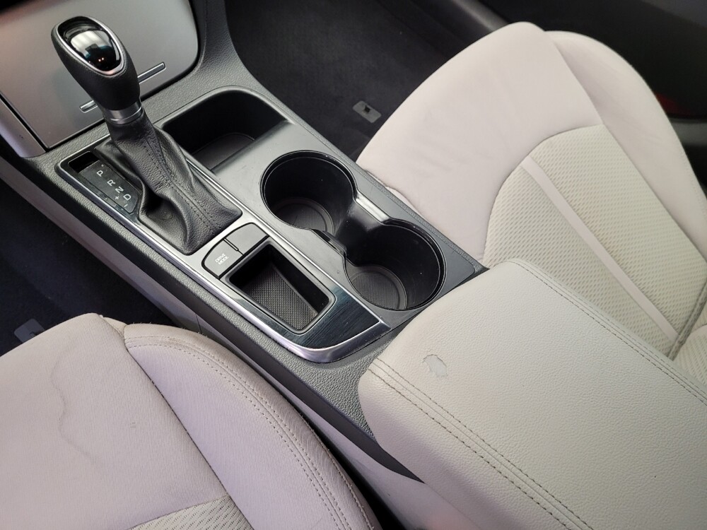 2017 Hyundai Sonata in Bakersfield, CA 93309 - 18080415 26