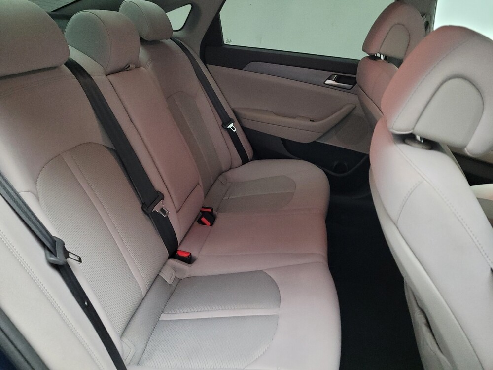 2017 Hyundai Sonata in Bakersfield, CA 93309 - 18080415 19