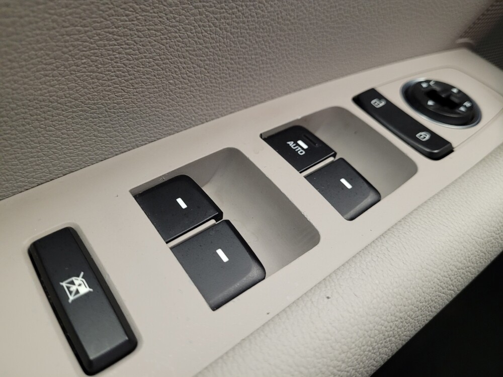 2017 Hyundai Sonata in Bakersfield, CA 93309 - 18080415 27