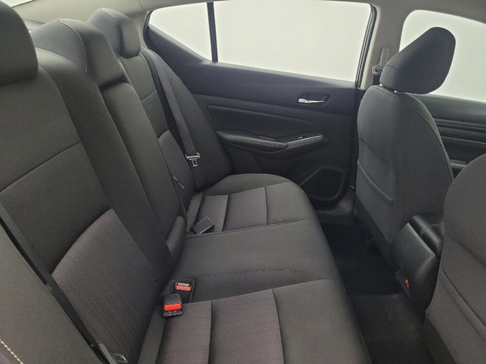 2020 Nissan Altima in Clearwater, FL 33764 - 18080423 19