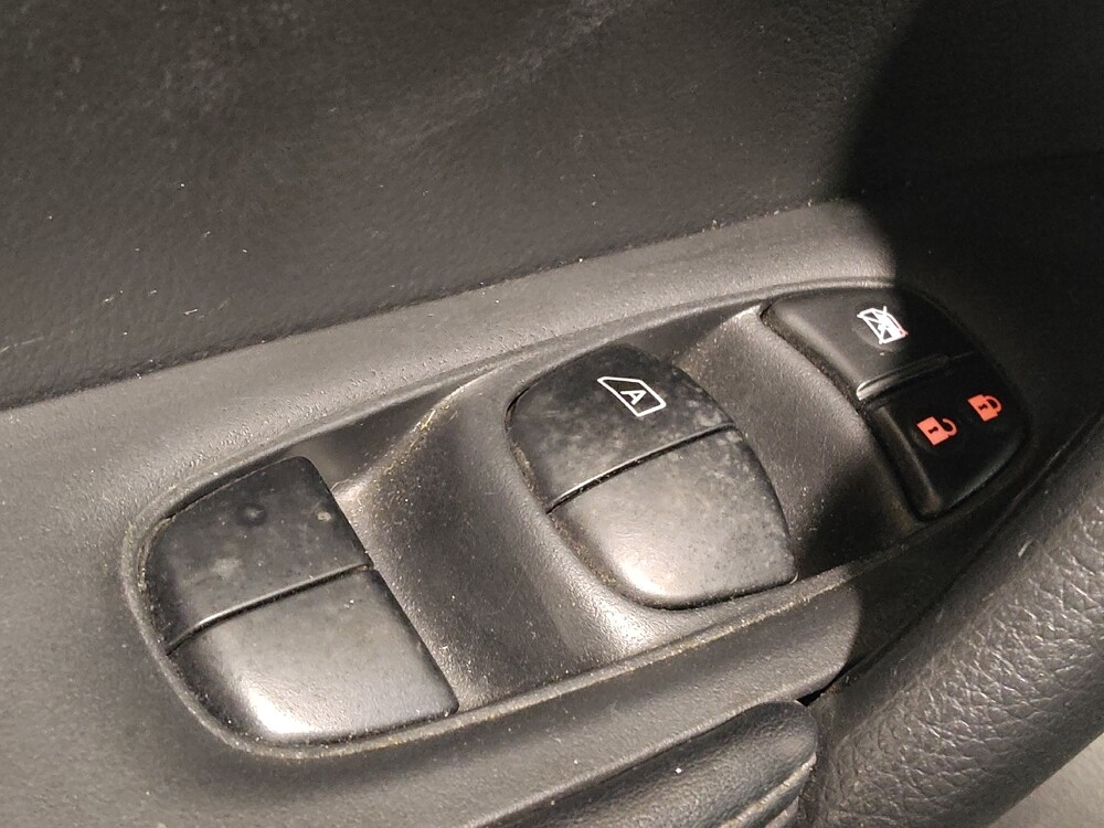 2017 Nissan Rogue in Fort Worth, TX 76116 - 18080444 27