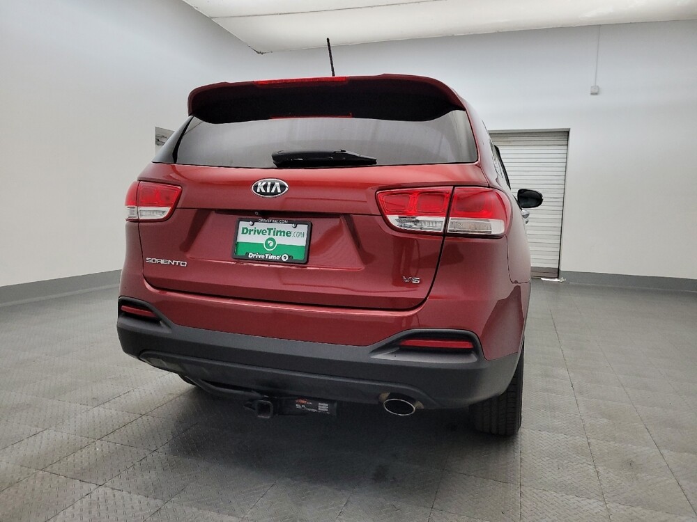 2018 Kia Sorento in Glendale, AZ 85301 - 18080460 7