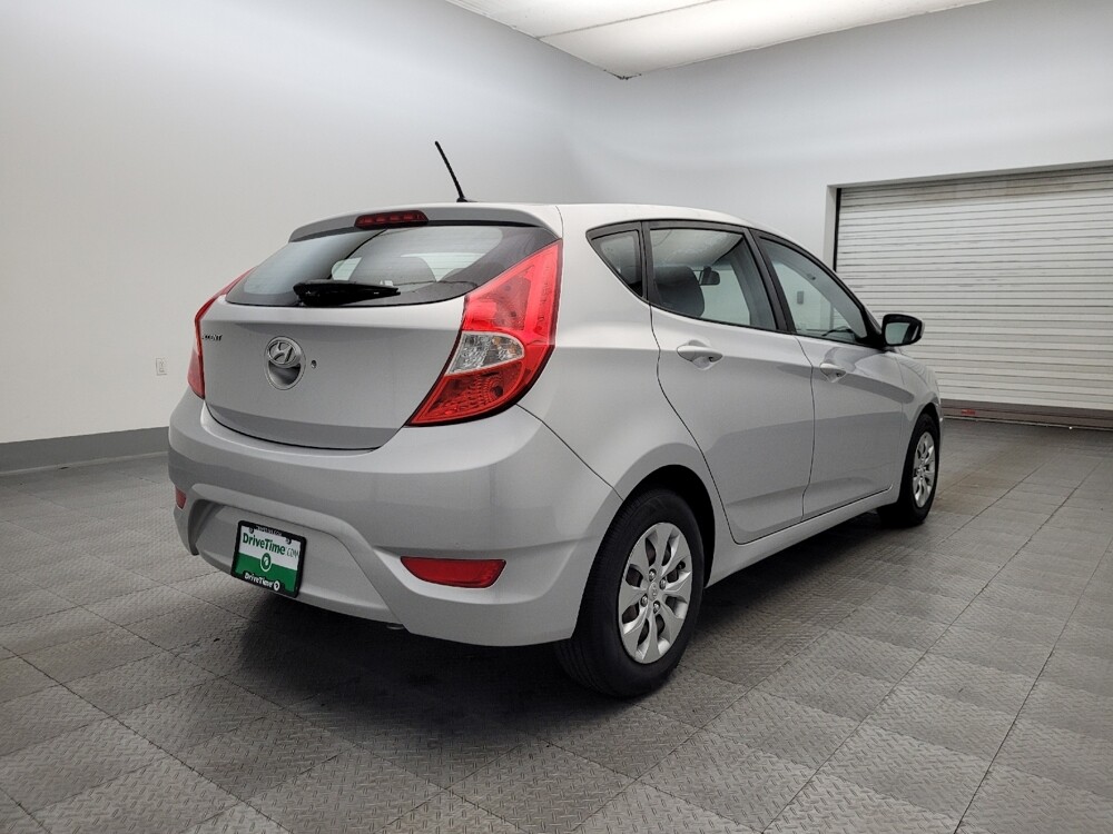 2017 Hyundai Accent in Mesa, AZ 85210 - 18080461 9