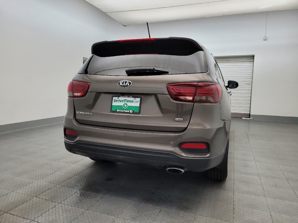 2019 Kia Sorento in Mesa, AZ 85210 - 18080463 7