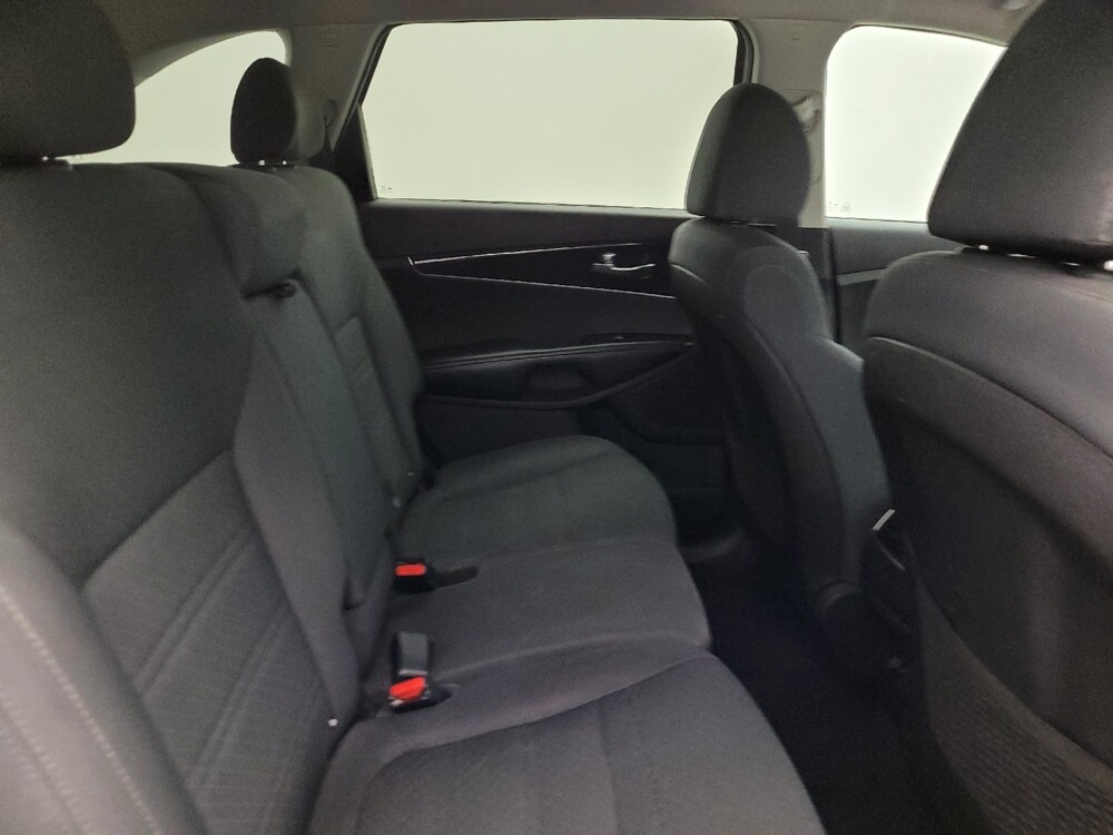 2019 Kia Sorento in Mesa, AZ 85210 - 18080463 19
