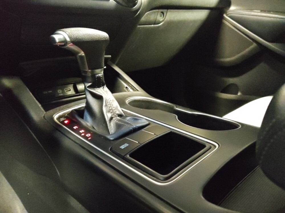 2019 Kia Sorento in Mesa, AZ 85210 - 18080463 26