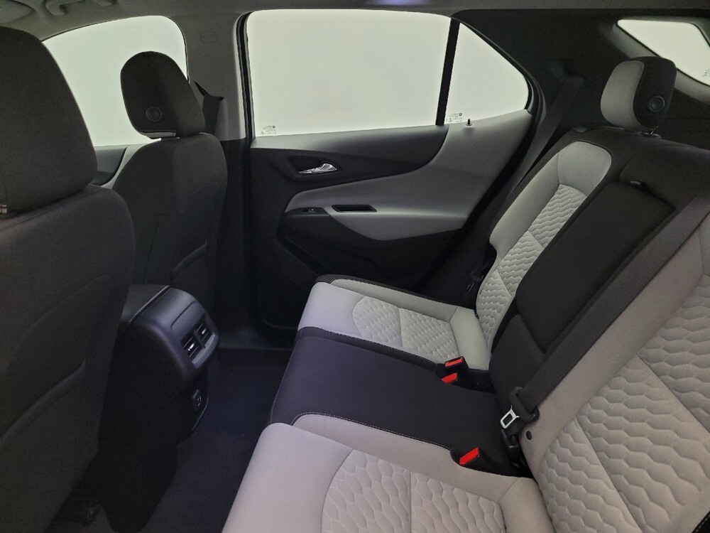 2019 Chevrolet Equinox in Glendale, AZ 85301 - 18080464 18