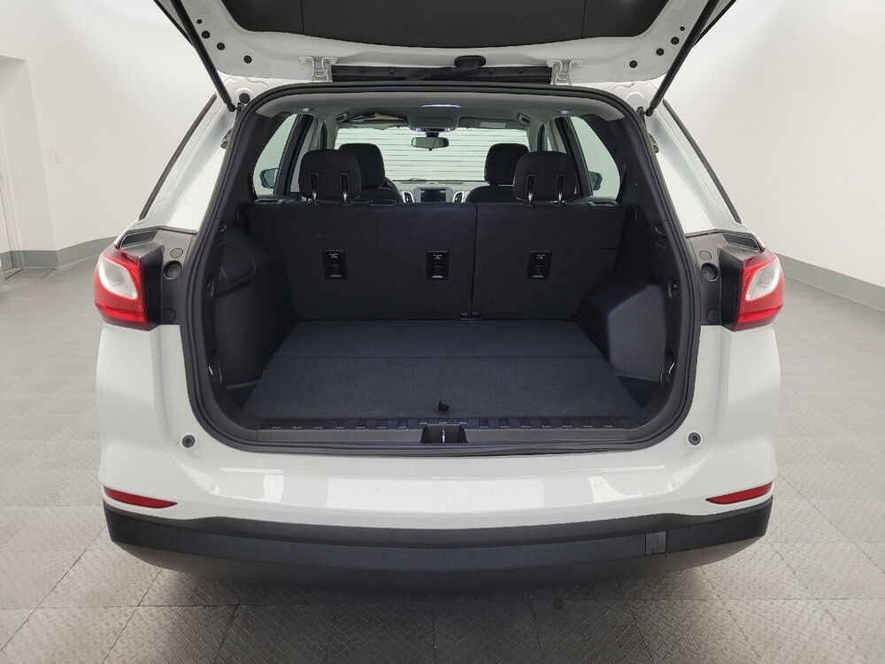 2019 Chevrolet Equinox in Glendale, AZ 85301 - 18080464 29